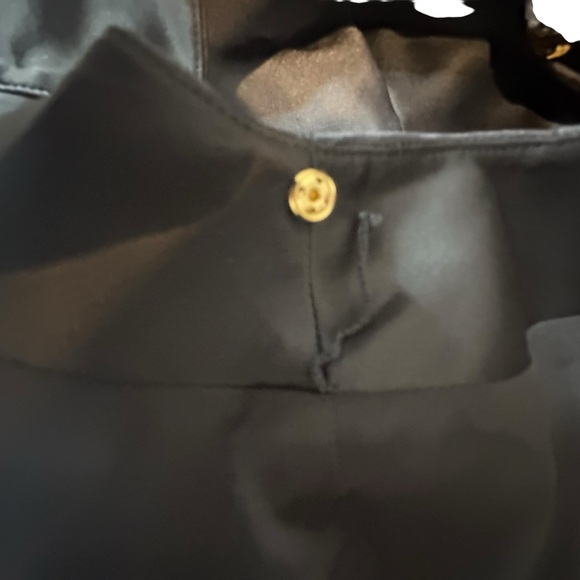 Mestiza Eve Black Capelet Convertible Floral Column Gown|  Size 6 - Picture 9 of 14